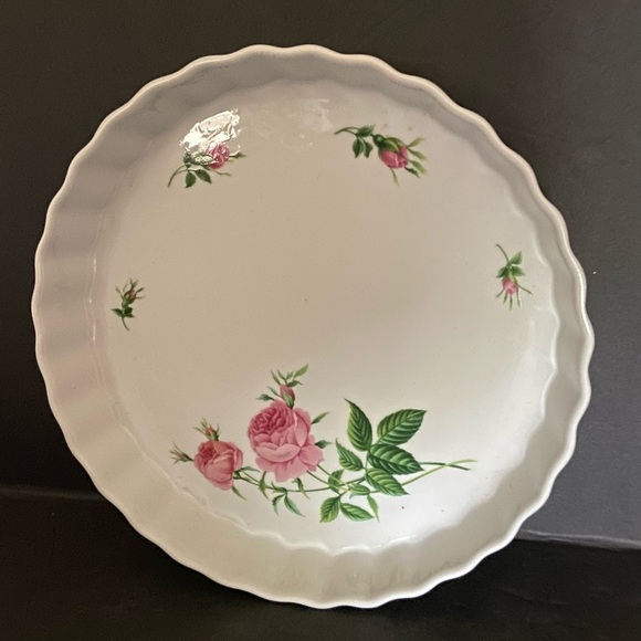 VTG Christine Holm Fluted Ceramic Pink Rose Floral Quiche Pie Tart Baking Dish - Picture 1 of 4